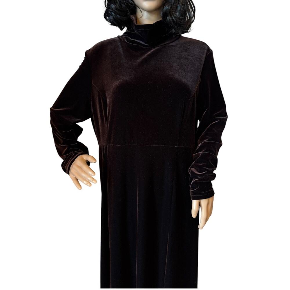 American Vintage MODA INT'L Brown Velvet Turtleneck Maxi Dress  size large - Picture 4 of 11